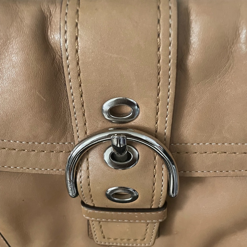 Tan Vintage Coach Bag.